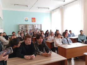 Фестиваль профессий для школьников в Торгово-экономическом техникуме.